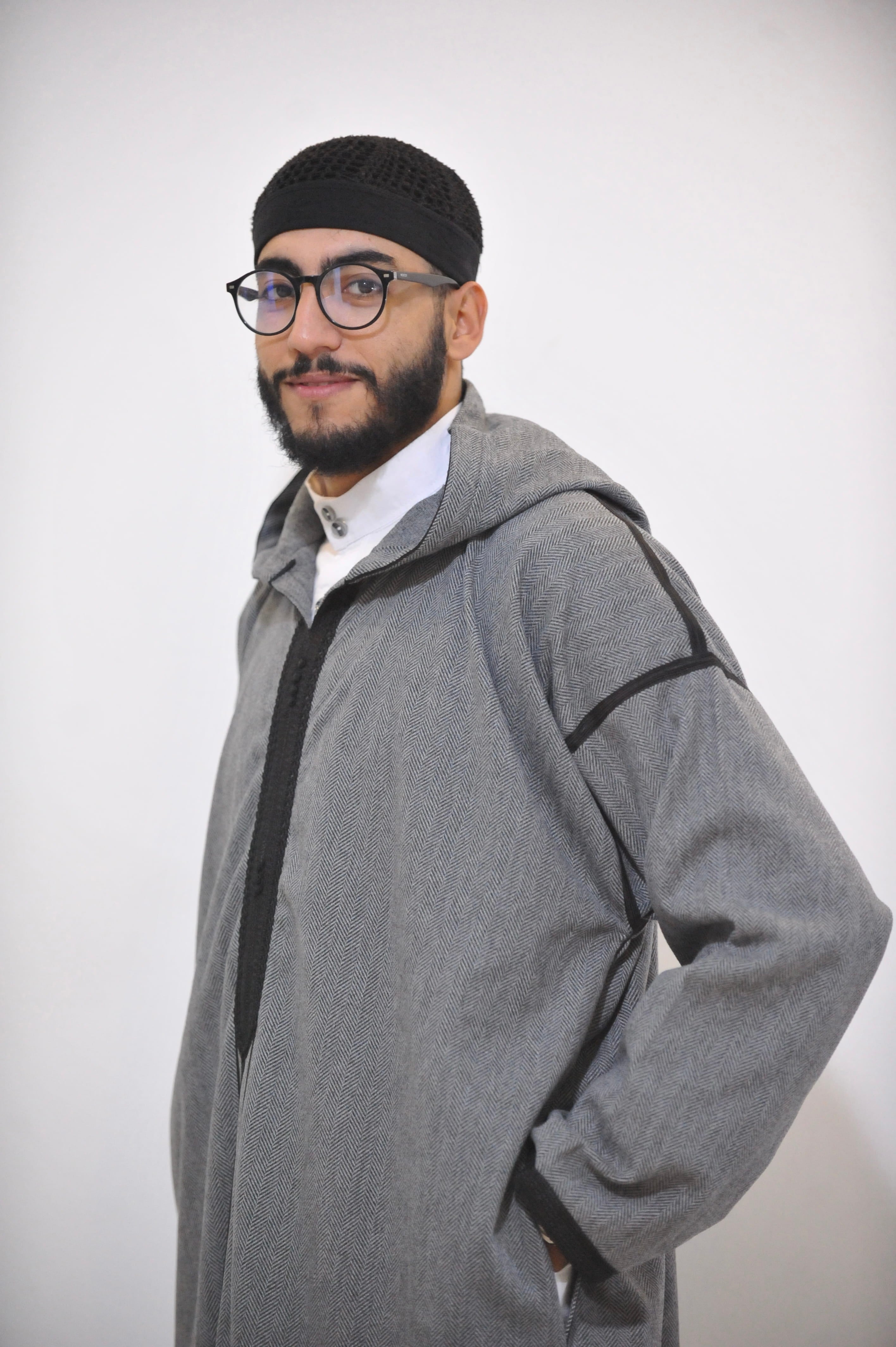 DJELLABA GRISE & NOIRE